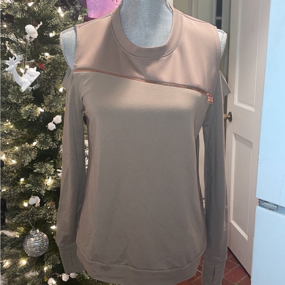Runway tan zipper sweater